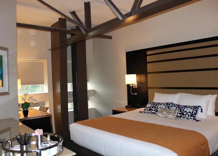 Warehouse Hotel At The Nook