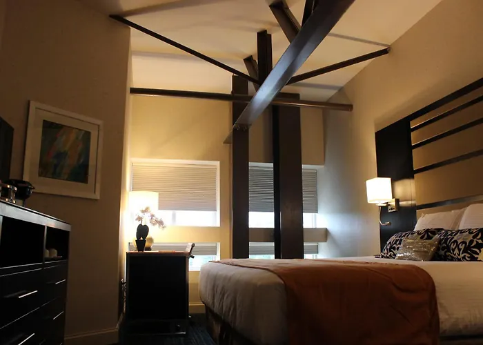 Warehouse Hotel At The Nook